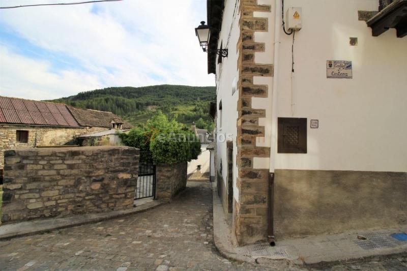 Casa Rural en venta en  La Flor, Borau