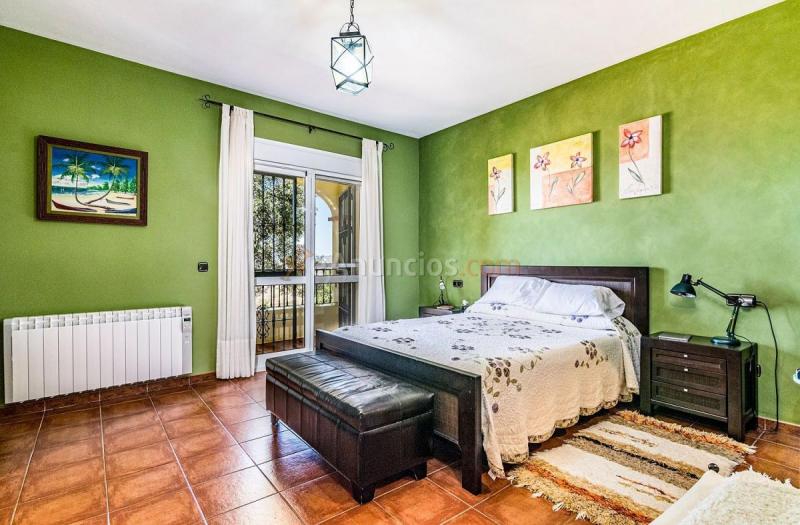 Adosado en venta en  Puerto de la Torre, Málaga