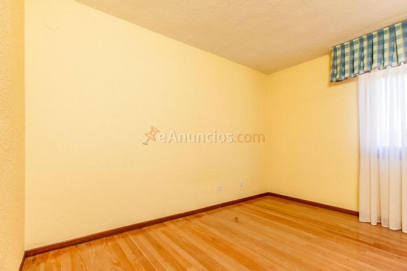 Adosado en venta en  Zarraton