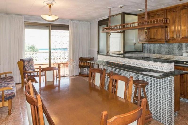 Adosado en venta en  Centre Vila - La Geltrú, Vilanova i la Geltrú
