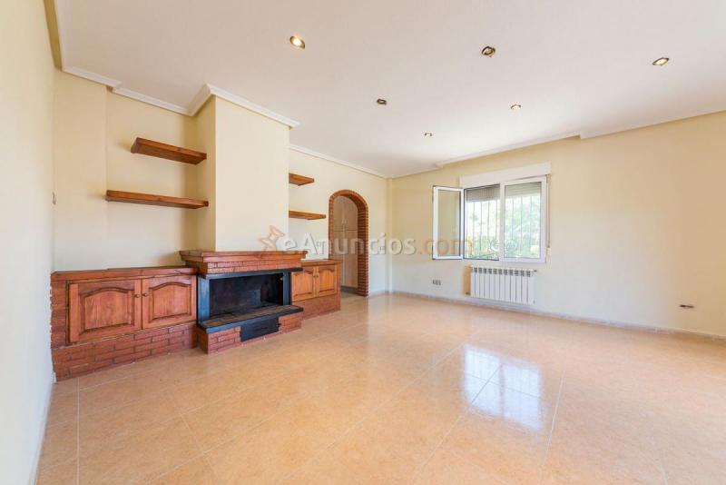 Adosado en venta en  San Crispín - Huerta Nueva - Estación, Elda