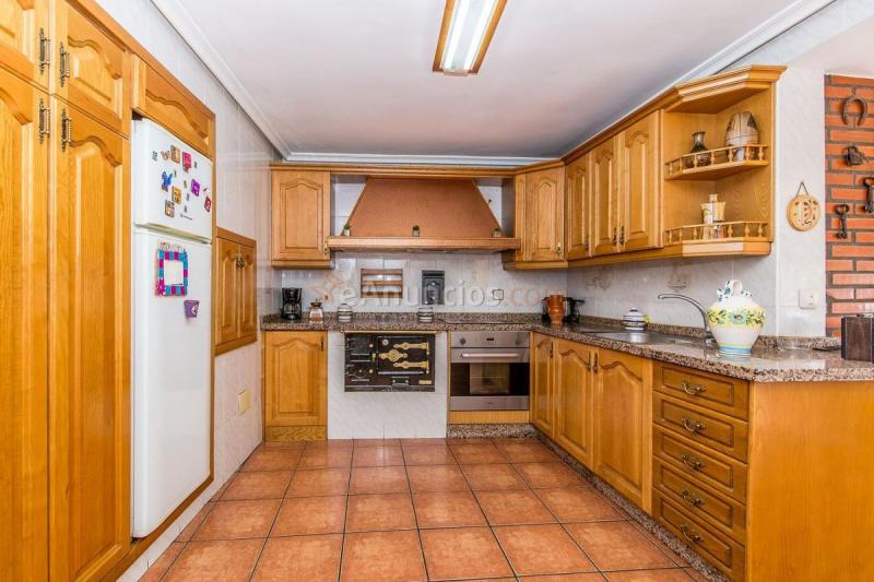 Adosado en venta en  Mansilla de las Mulas