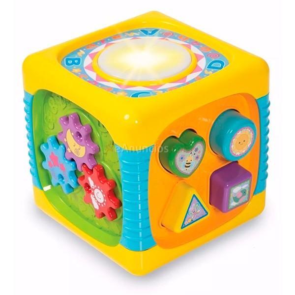 Cubo de actividades WinFun con luz y sonido + 8 m