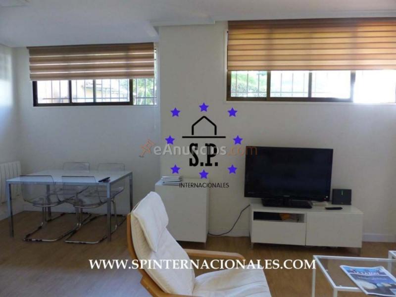 Apartamento en alquiler en  Ciudad Lineal, Madrid