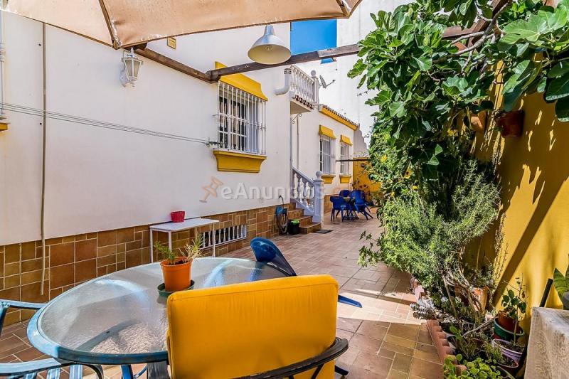 Adosado en venta en  Puerto de la Torre, Málaga