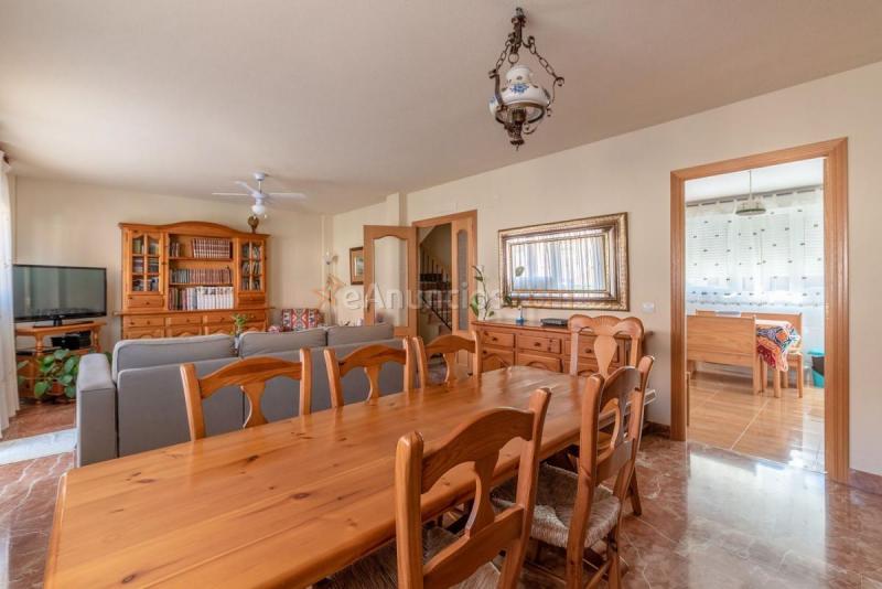 Adosado en venta en  Yuncos