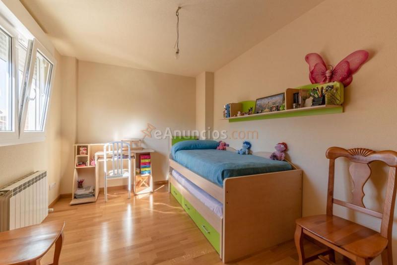 Adosado en venta en  Yuncos