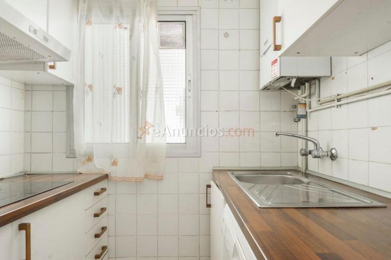 Apartamento en venta en  Ciudad Lineal, Madrid