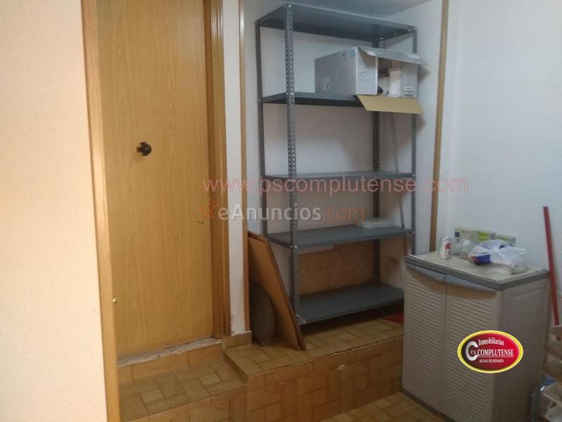 Local Comercial en venta en  Juan de Austria, Alcalá de Henares