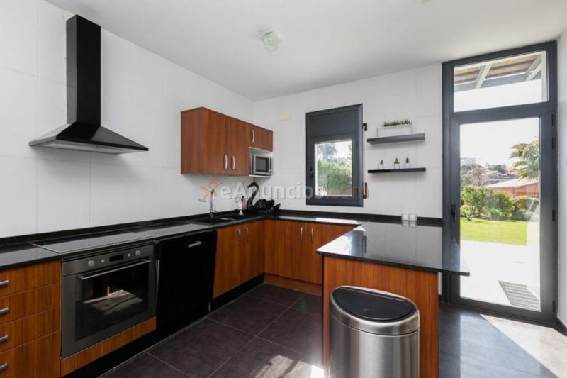 Adosado en venta en  Ullastrell