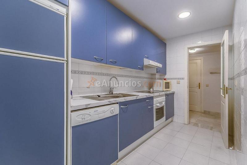 Apartamento en venta en  Nagüeles-Milla de Oro, Marbella