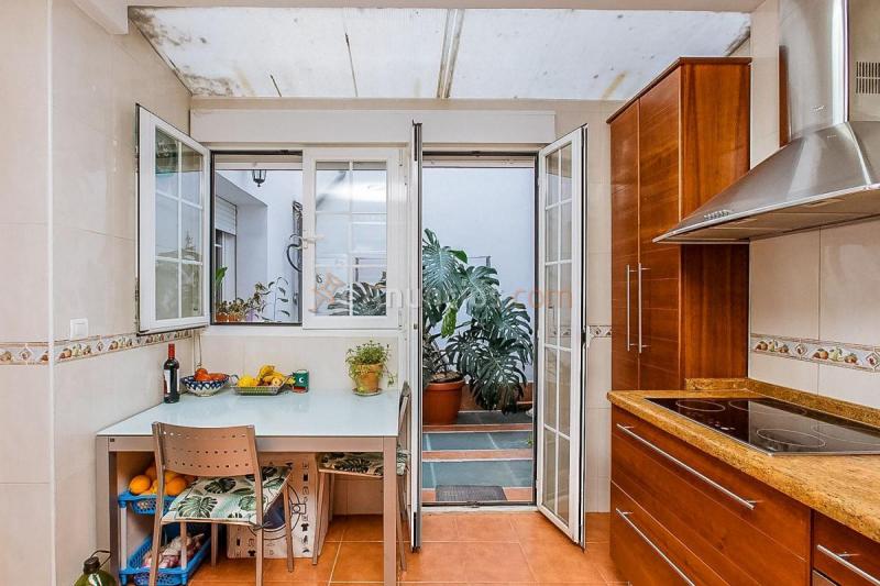 Adosado en venta en  Bola de Oro, Granada