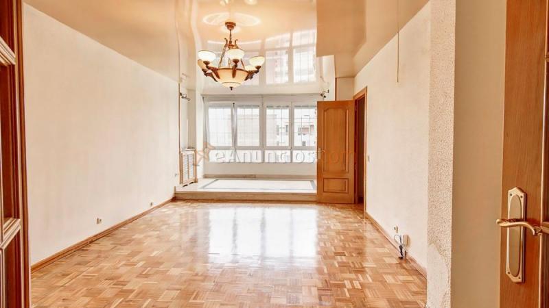 Apartamento en venta en  Fuencarral, Madrid