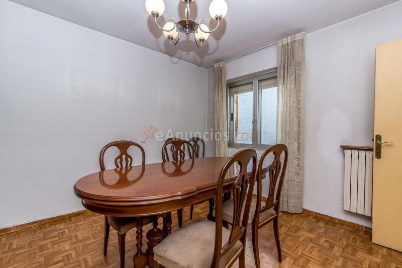 Apartamento en venta en  San Mamés- La Palomera, León