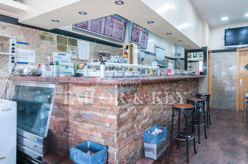 Local Comercial en venta en Calle Peironcely, Puente de Vallecas, Madrid