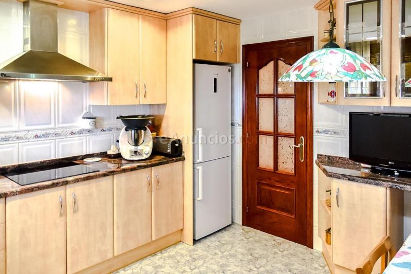 Adosado en venta en  Almoster