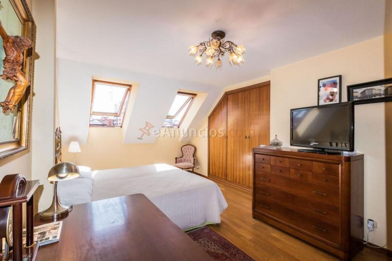 Duplex en venta en Calle Marqués de Casa Valdés, Centro, Gijón