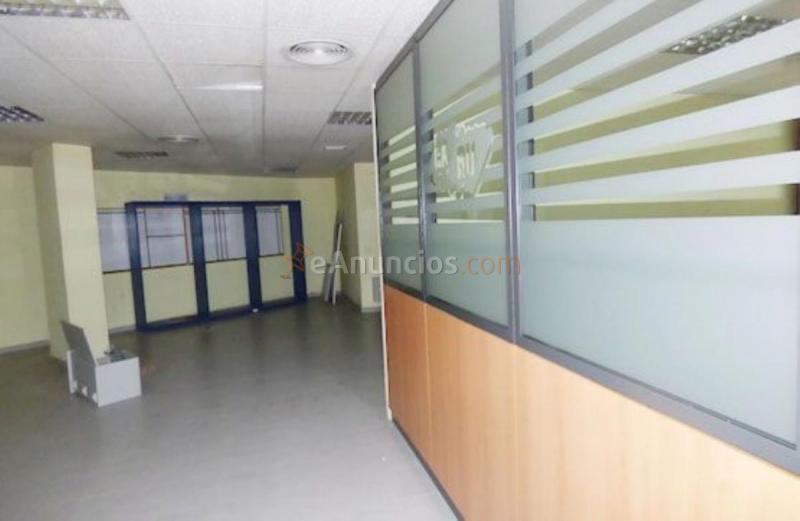 Local Comercial en venta en Calle Cabas Galván, Málaga, Bailén - Miraflores, Málaga