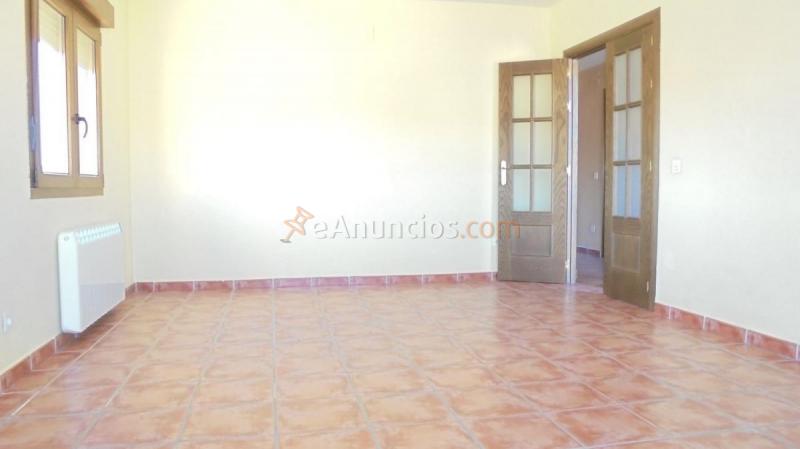 Adosado en venta en  Esquivias