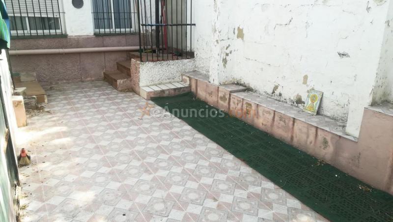 Casa en venta en  EJEA DE LOS CABALLEROS, Torrero - La Paz, Zaragoza