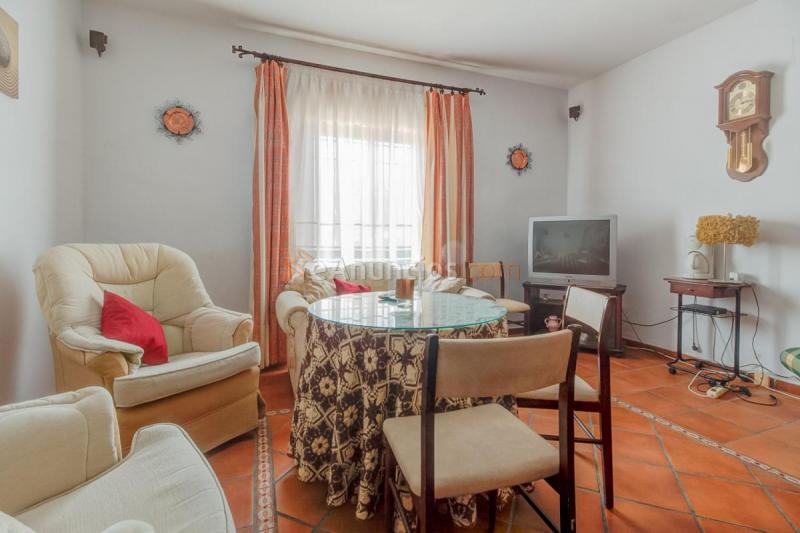 Adosado en venta en  La Carlota