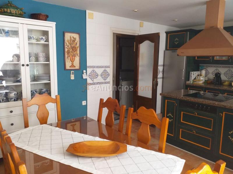 Casa en venta en  Paseo Marítimo de Levante, Torre del Mar