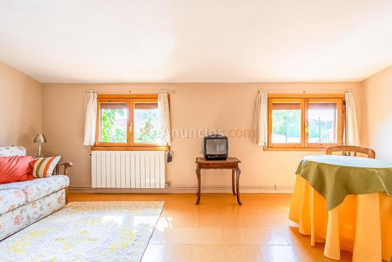 Adosado en venta en  Navas de Oro