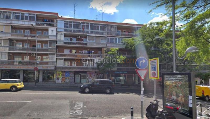 Local Comercial en alquiler en Avenida de la Albufera, Puente de Vallecas, Madrid