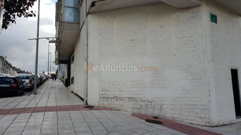 Local Comercial en alquiler en  agro da vella, O Milladoiro, Ames