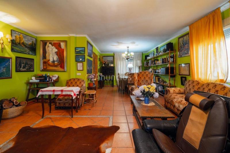 Adosado en venta en  Tortola de Henares