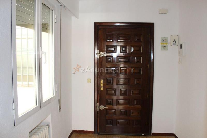 Apartamento en alquiler en  Parque San Fernando, San Isidro - Los Almendros, Alcalá de Henares