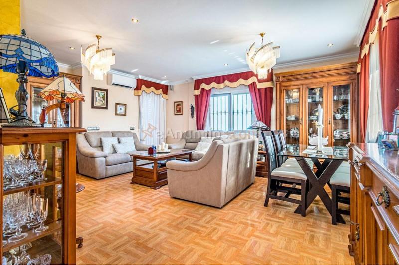 Adosado en venta en  Cotomar - Urbanizaciones, Rincón de la Victoria