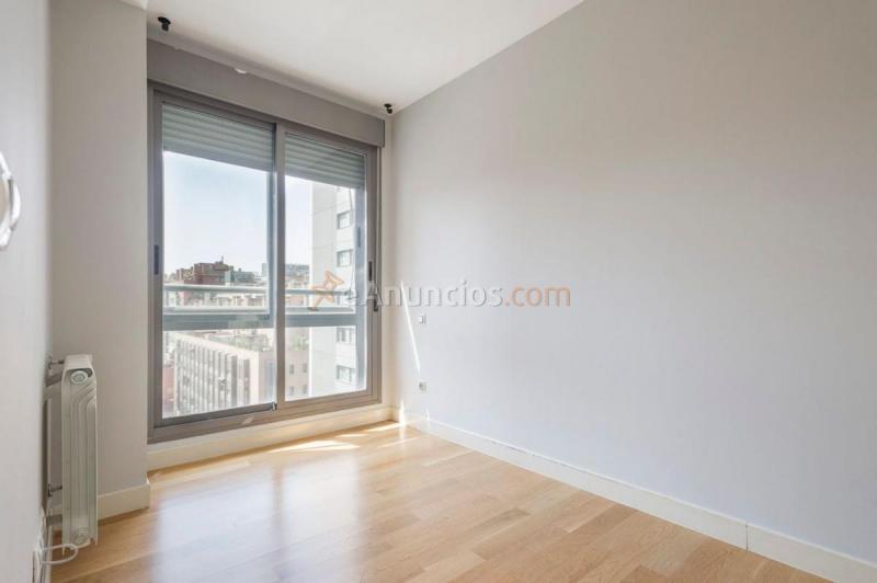 Atico en venta en  Ciudad Lineal, Madrid