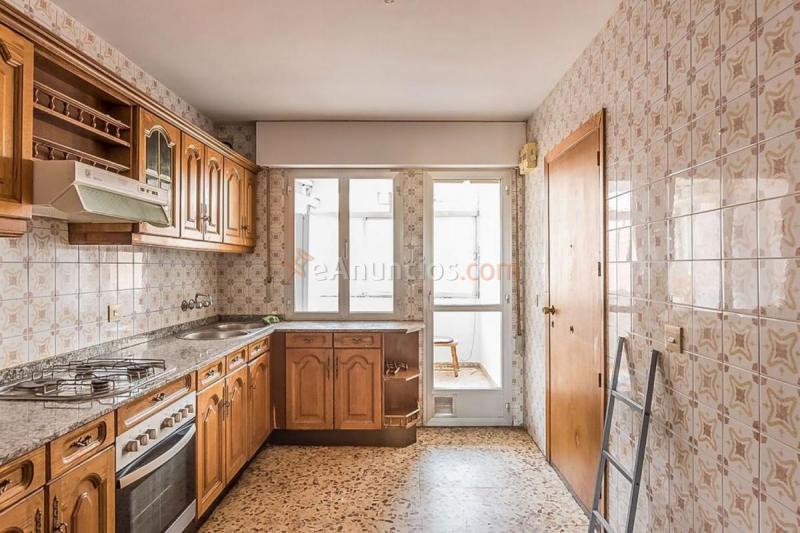 Apartamento en venta en  Flores de Sil, Ponferrada