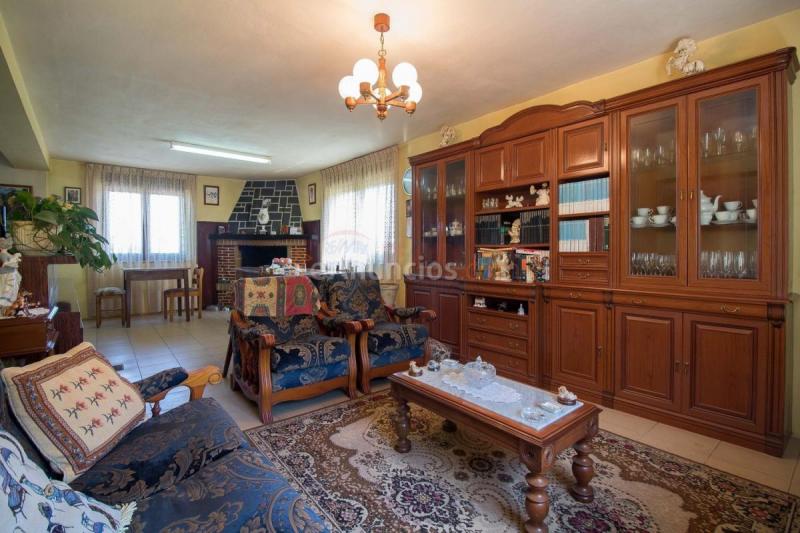 Adosado en venta en  Camín del Riche, Quintes - Arroes, Villaviciosa