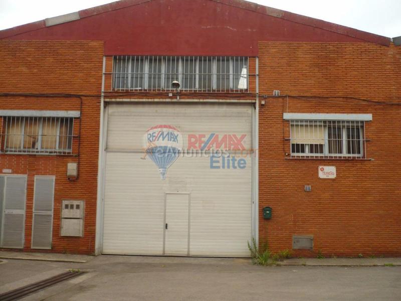 Edificio en alquiler en  poligono maximino vega, Oeste, Gijón