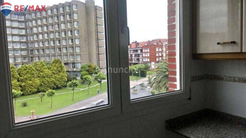 Apartamento en alquiler en Calle de Japón, Sur, Gijón