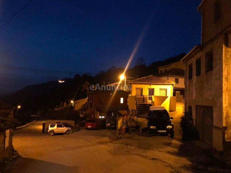 Casa en venta en  Collado, Aller