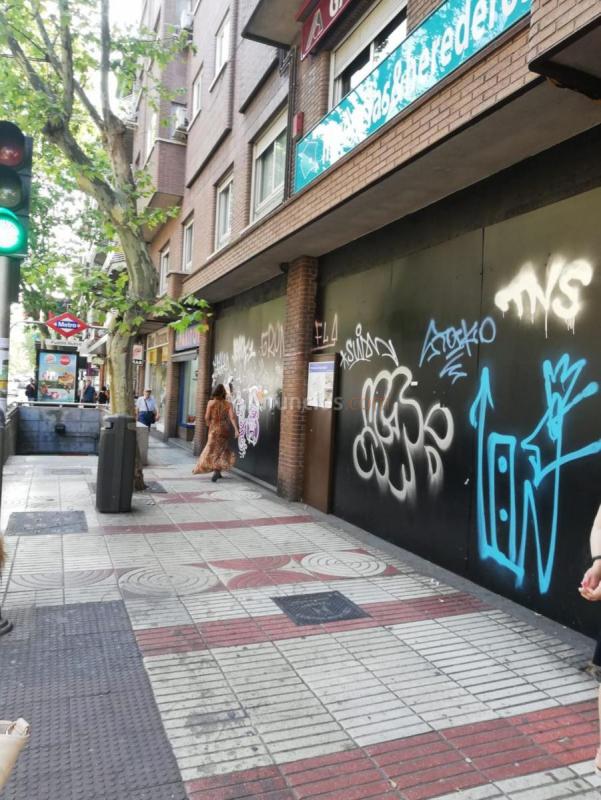 Local Comercial en venta en Calle de Alcalá, Ciudad Lineal, Madrid