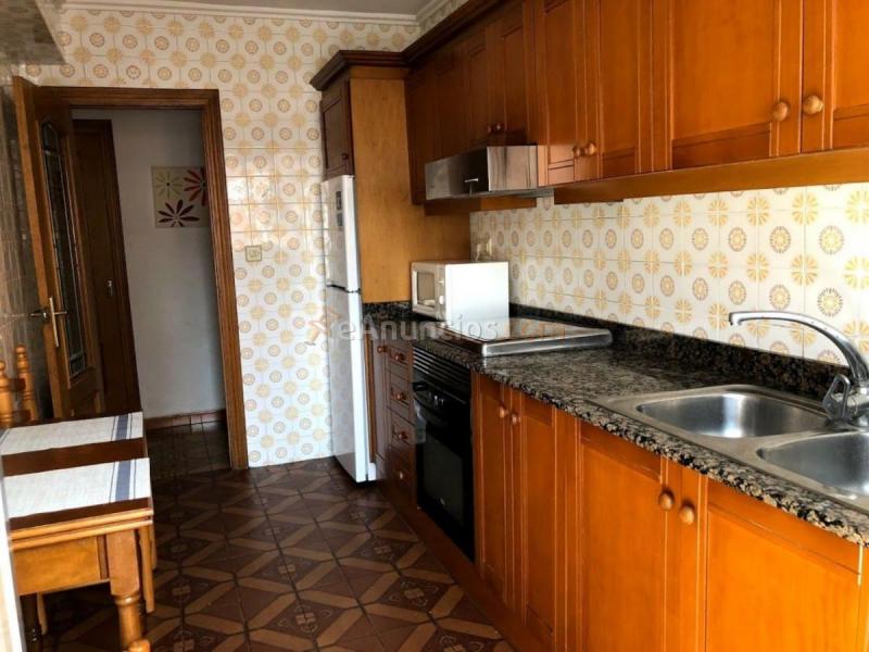 Apartamento en alquiler en  Benicalap, Valncia