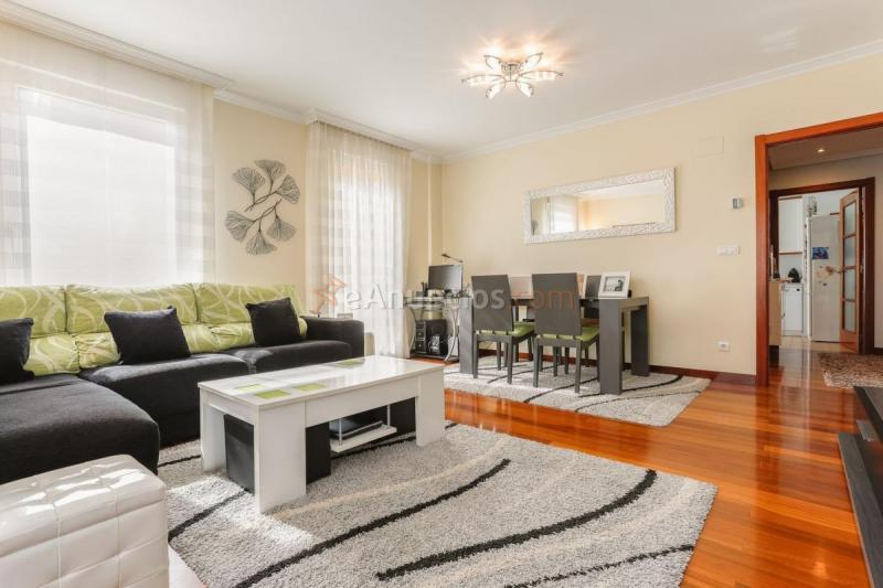 Apartamento en venta en  Sopelana