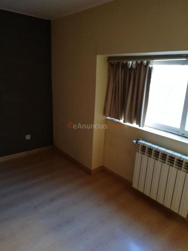 Apartamento en venta en  Virgen del Lluc, Ciudad Lineal, Madrid