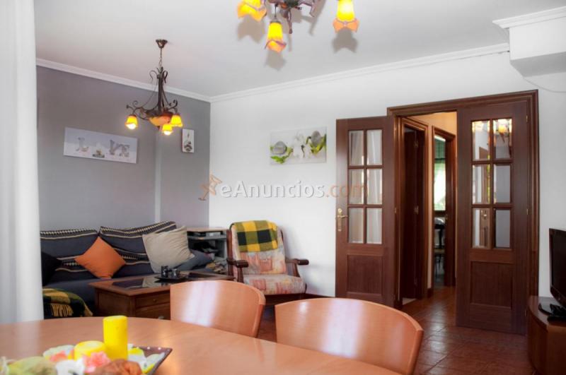 Adosado en venta en  Anguciana