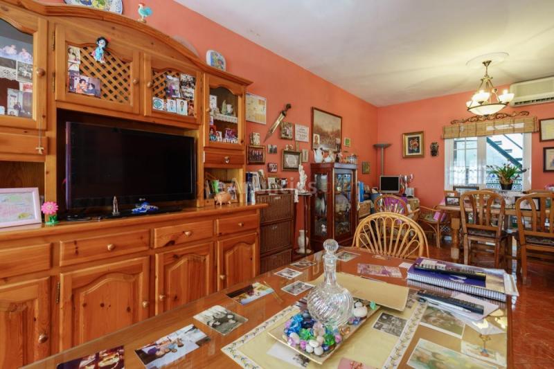 Adosado en venta en  Pilas