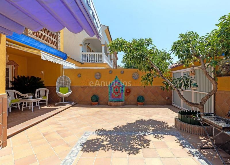 Adosado en venta en  El Rinconcillo - San José Artesano, Algeciras