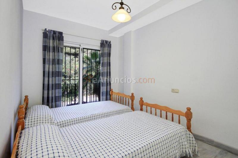 Apartamento en venta en Avenida Marina del Este, La Herradura, Almuñécar