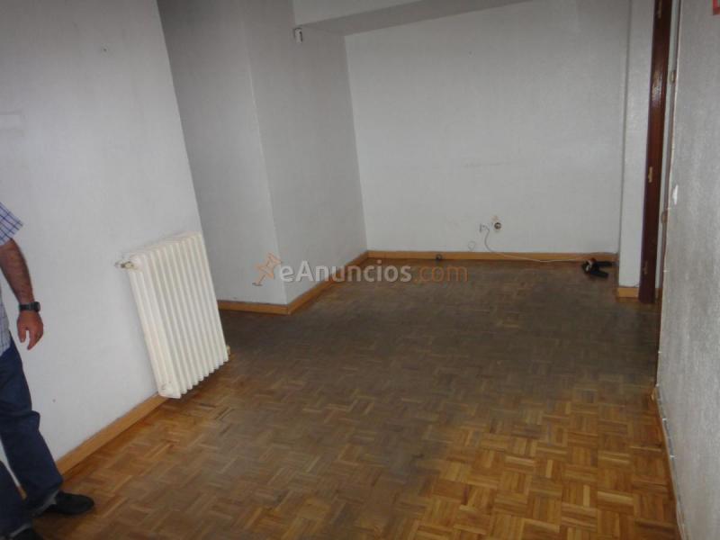 Apartamento en venta en Calle del Discóbolo, San Blas, Madrid