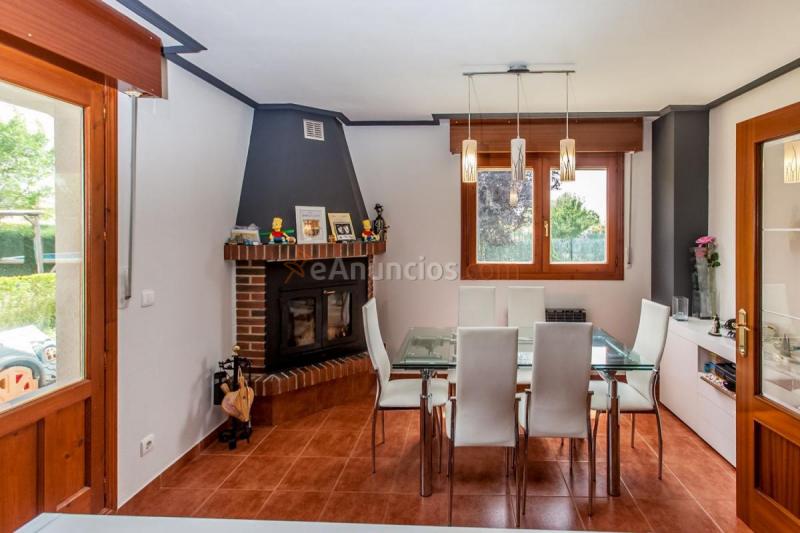 Adosado en venta en  Medina de Pomar