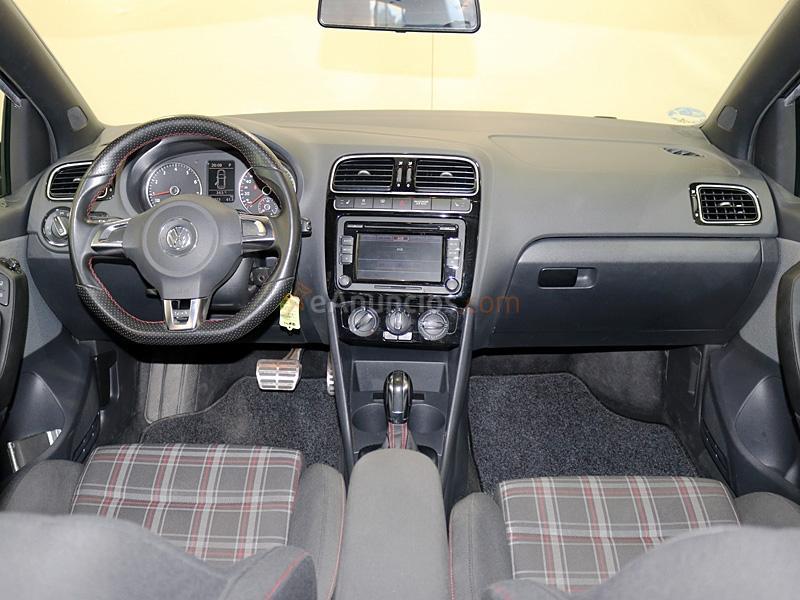 Volkswagen Polo 1.4 TSI GTI DSG 180CV