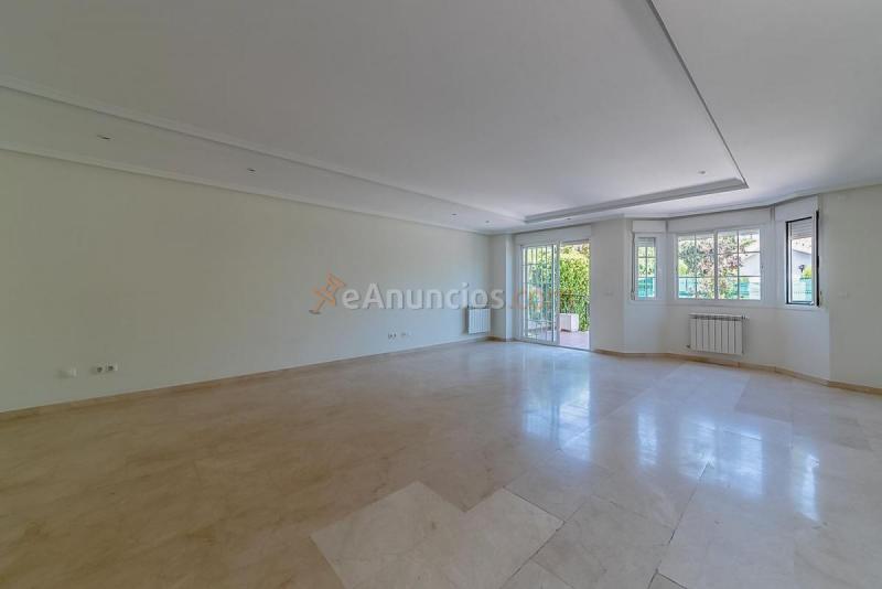 Adosado en venta en  Barajas, Madrid